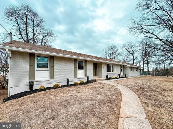 4715 Iroquois Ave, Feasterville Trevose, PA 19053