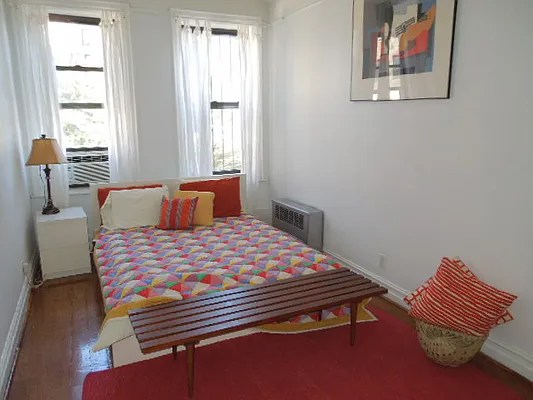 Rented by Washington Realty Corp. | media 18