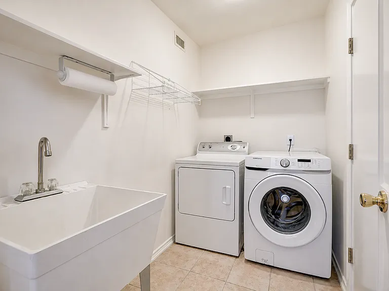 6003 Woodway Ct — Photo 10