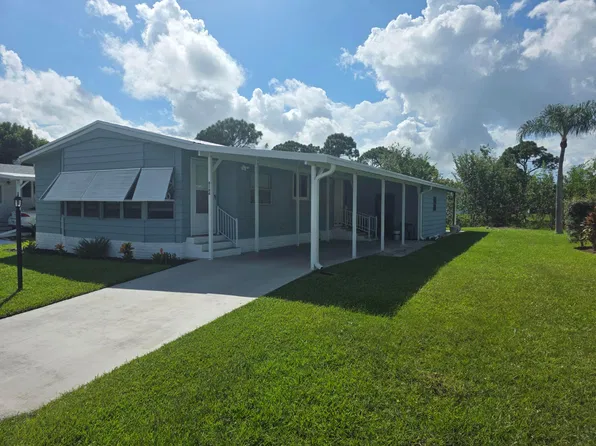 8164 BUCKTHORN Circle, Port St Lucie, FL 34952