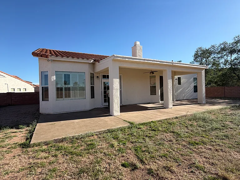 1085 San Tropez Ct — Photo 32