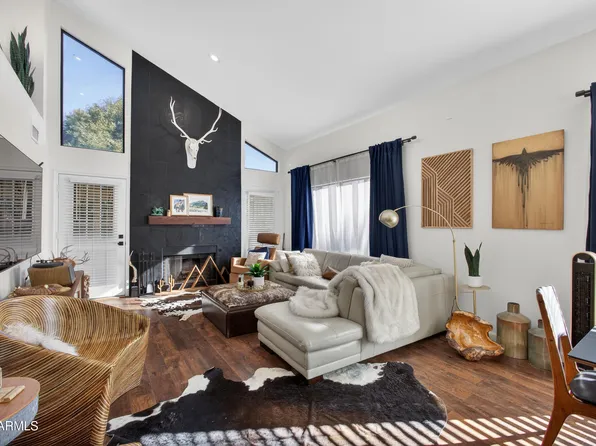 2623 N CARRIAGE Lane, Chandler, AZ 85224