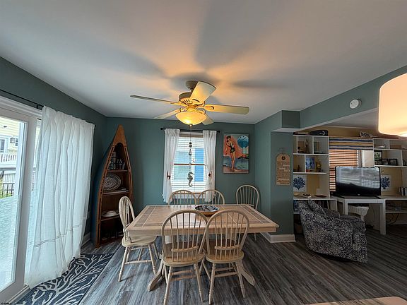 4th image of 15 N Pelham Ave #Day