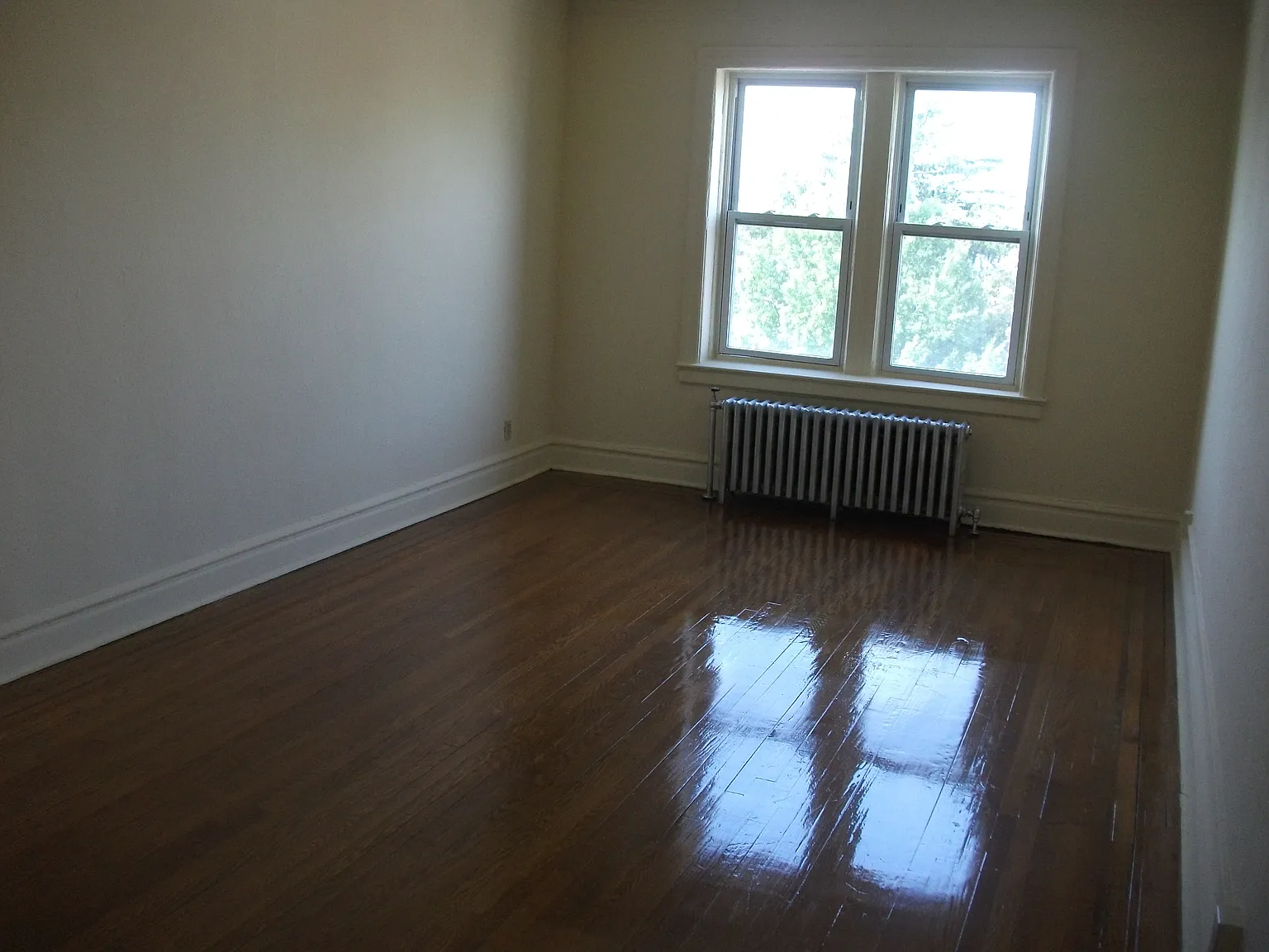 10-38th Street — Photo 4