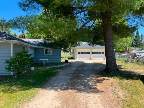 4194 Filter Rd, Harrison, MI 48625