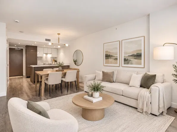 110 Switchmen St #1210, Vancouver, BC V6A 0C6