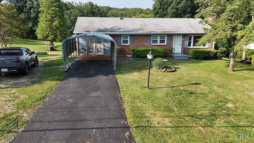 1st image of 336 Hilltop Dr