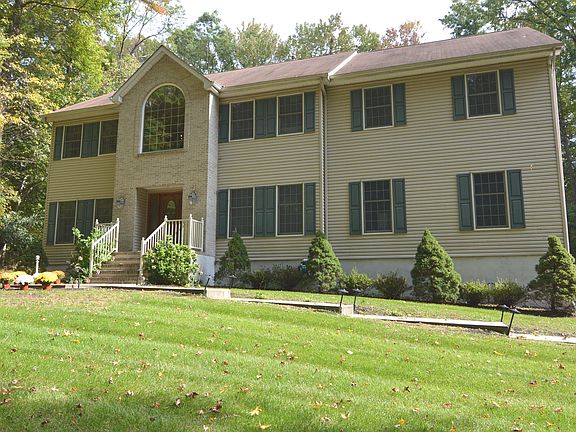 3rd image of 7 Debele Lane