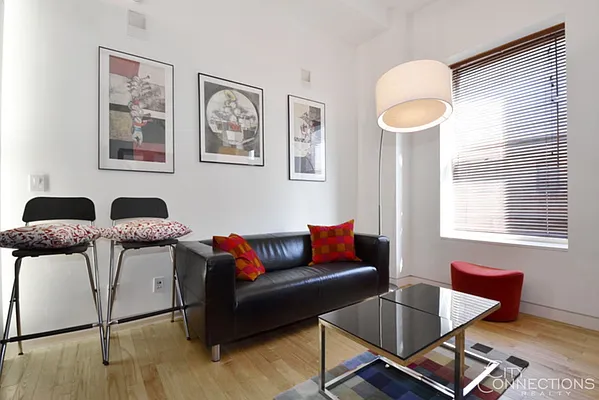 Rented by City Connections Realty | media 3
