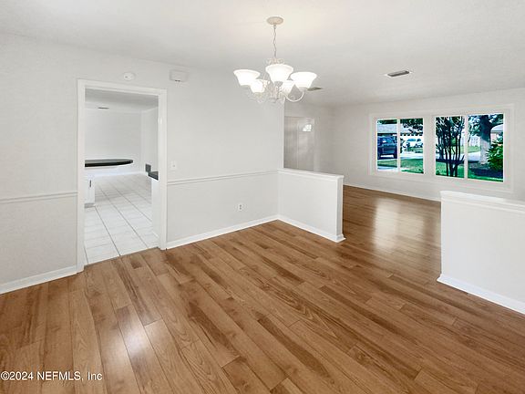 2nd image of 2741 OAKDALE Drive W