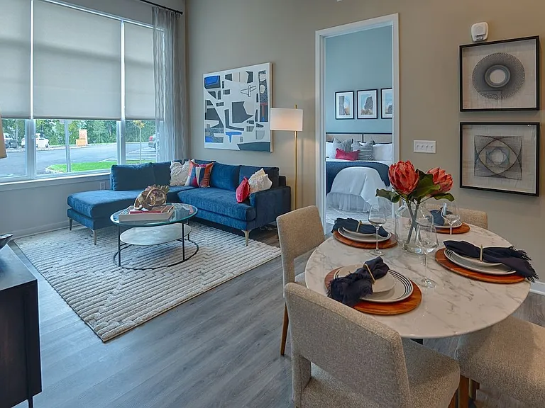 Liberty Apartments — Photo 4