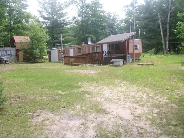 1197 Pineview Rd, Harrison, MI 48625