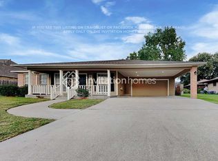 7095 Pleasure Lake Dr, Willis, TX 77318