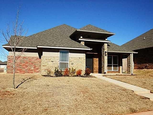 1st image of 8337 NW 141st Cir