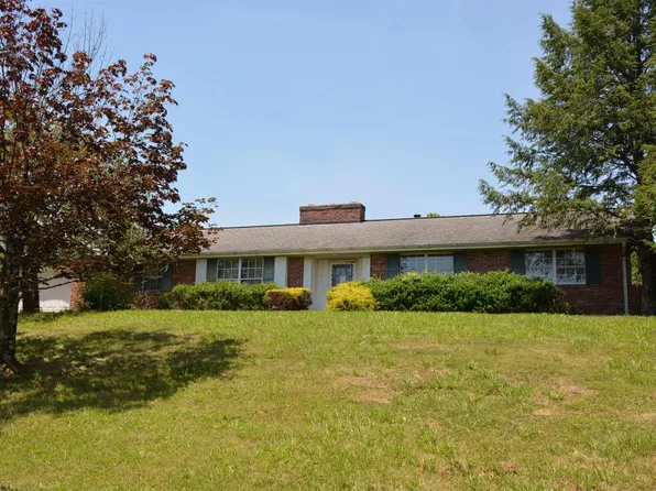129 Vista Dr, Bridgeport, WV 26330