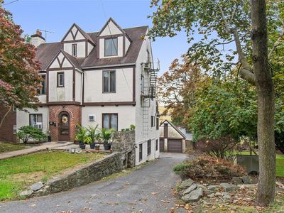 35 Lester Place, Larchmont, NY, 10538