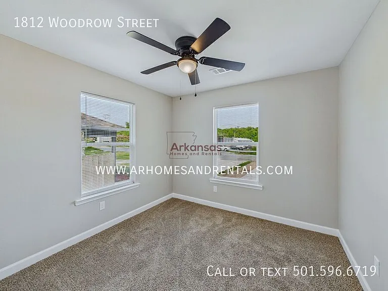 1812 S Woodrow St — Photo 12