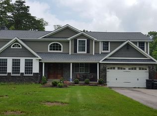 220 Thompson Hill Rd, Aliquippa, PA 15001