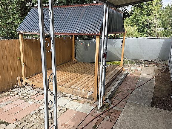 3rd image of 3950 Coburg Rd Space 44