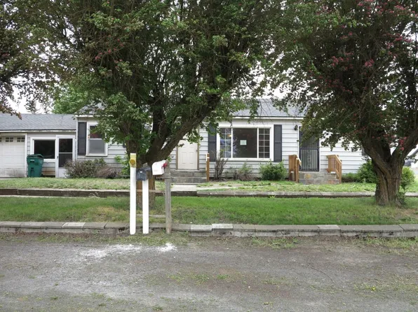 810 SE Regent Ave, Wilbur, WA 99185