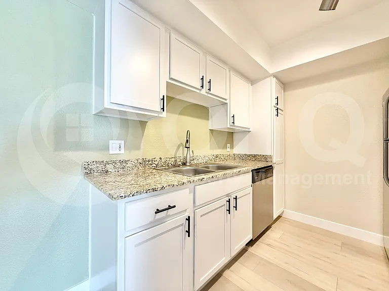 7350 N Via Paseo Del Sur #M202 — Photo 4