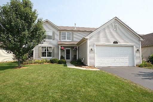 1st image of 12161 White Oak Dr