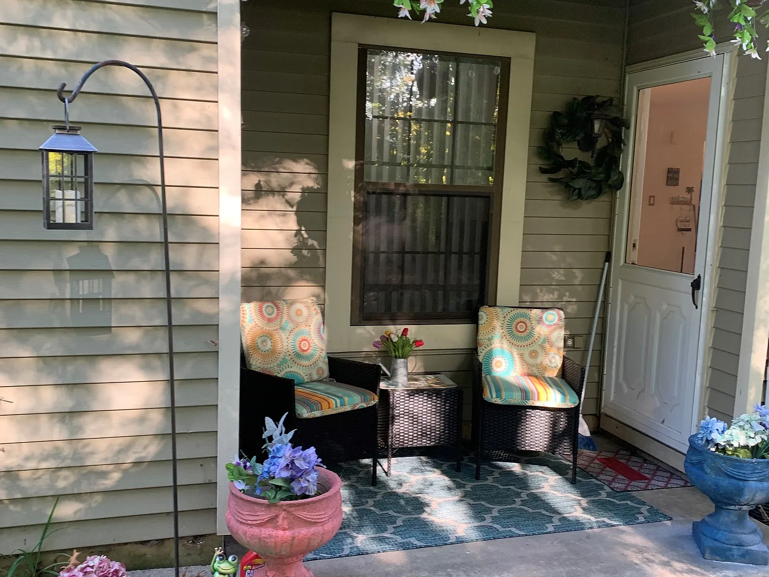285A Everly Ct — Photo 3