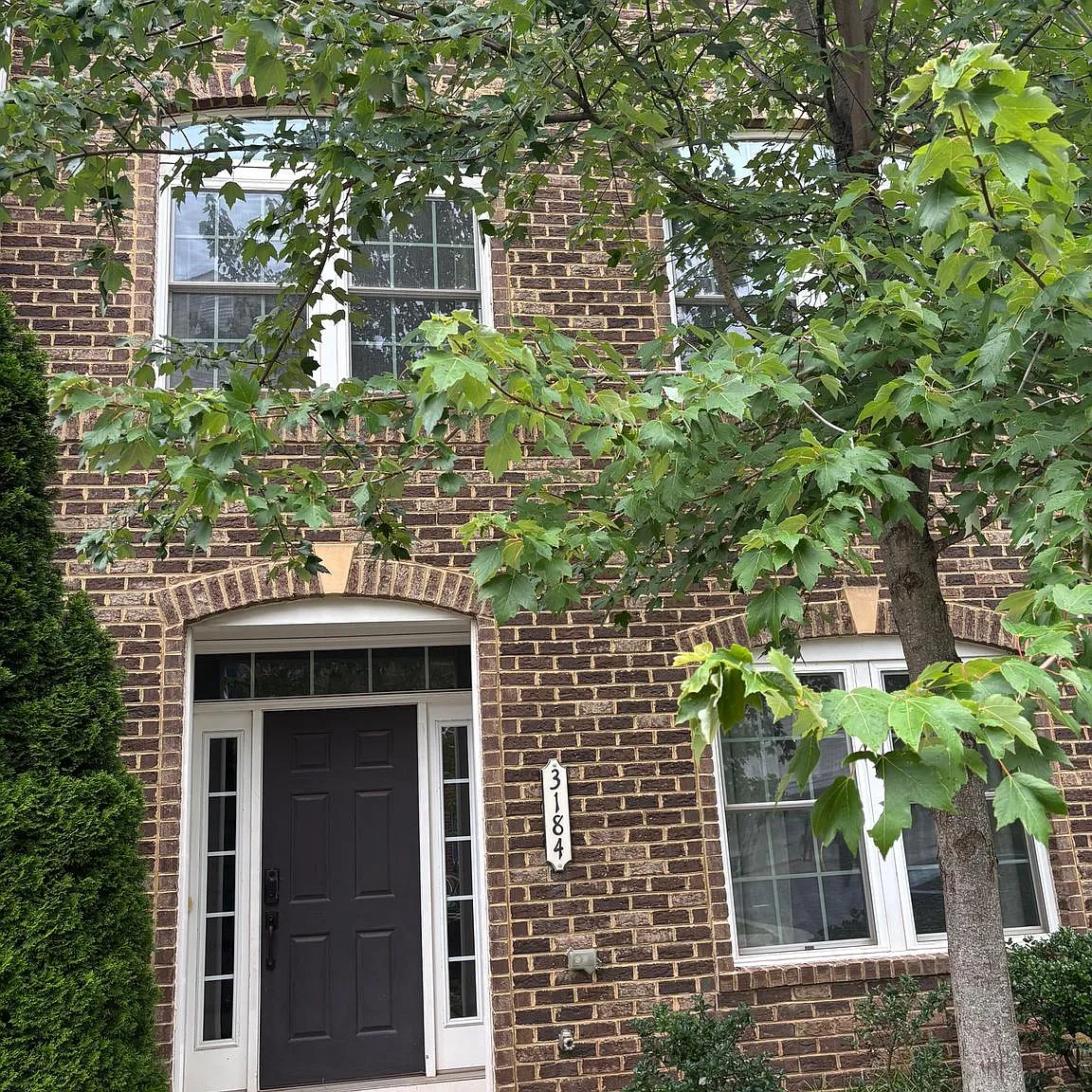 4 bed, 4.5 bath, 2090 sqft, $3,700 — Photo 1