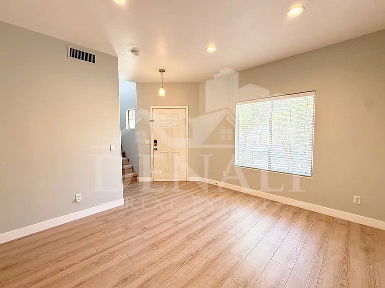 3998 W Roundabout Cir — Photo 5
