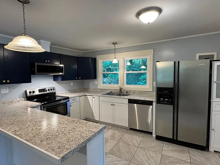 125 Raleigh Ave — Photo 10