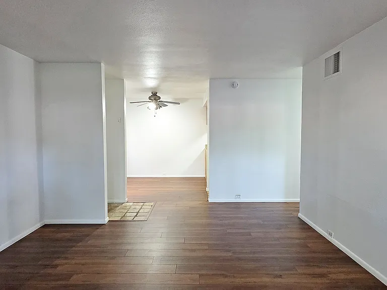508 Woodside Oaks #3 — Photo 3