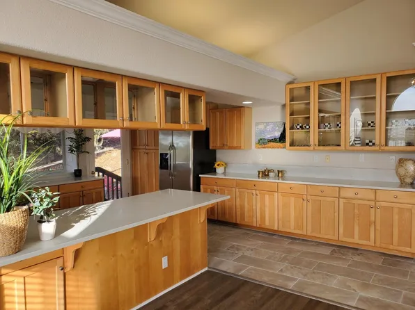 249 Walker Valley Rd, Castroville, CA 95012