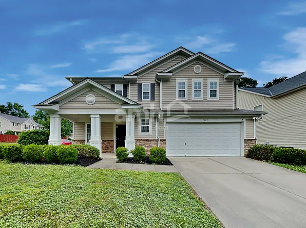 2429 Harwood Hills Ln, Charlotte, NC 28214