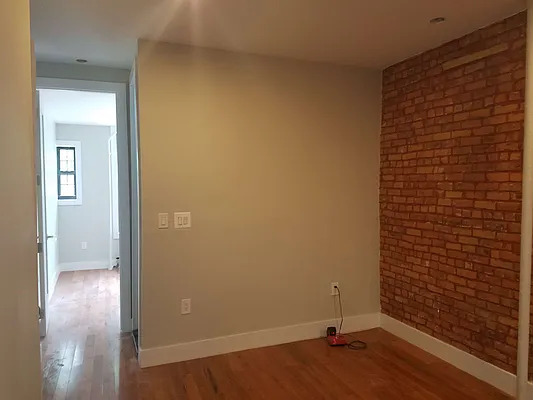 Rented by The Hamilton Group | media 47