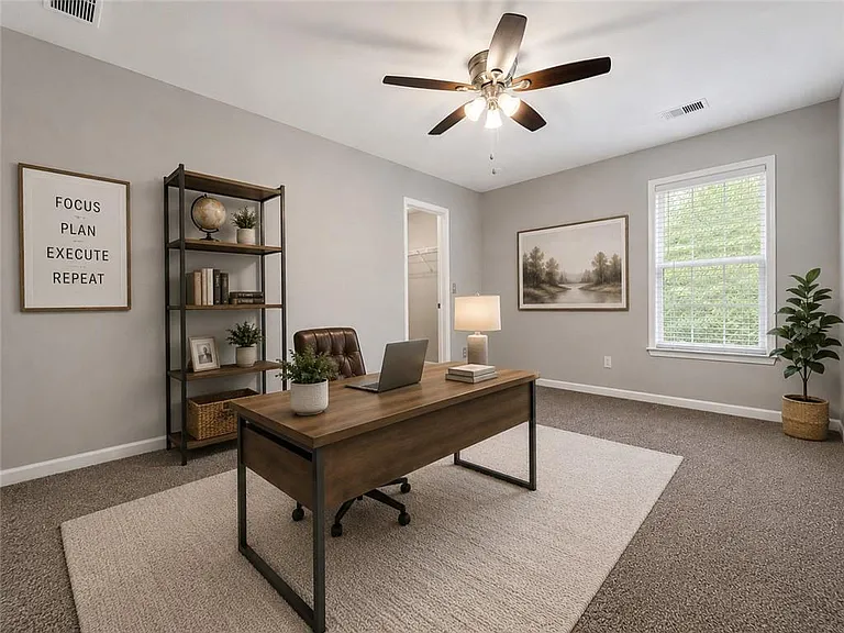 1707 Hidden Pond Cir — Photo 23