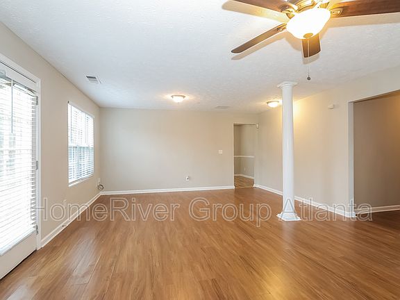5th image of 4125 Mission Way