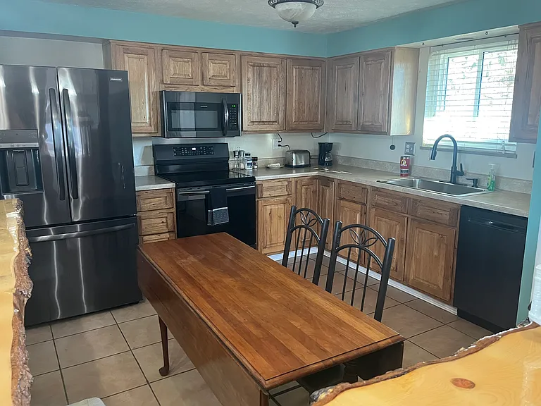 2044 Sitka Ct — Photo 6