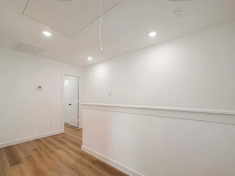 8212 Sparta St — Photo 13