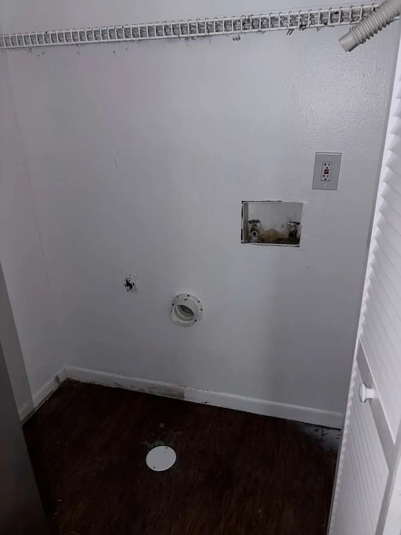 2/2 Available Now Tampa!! If Move In By End Of June Julys Rent Free — Photo 3