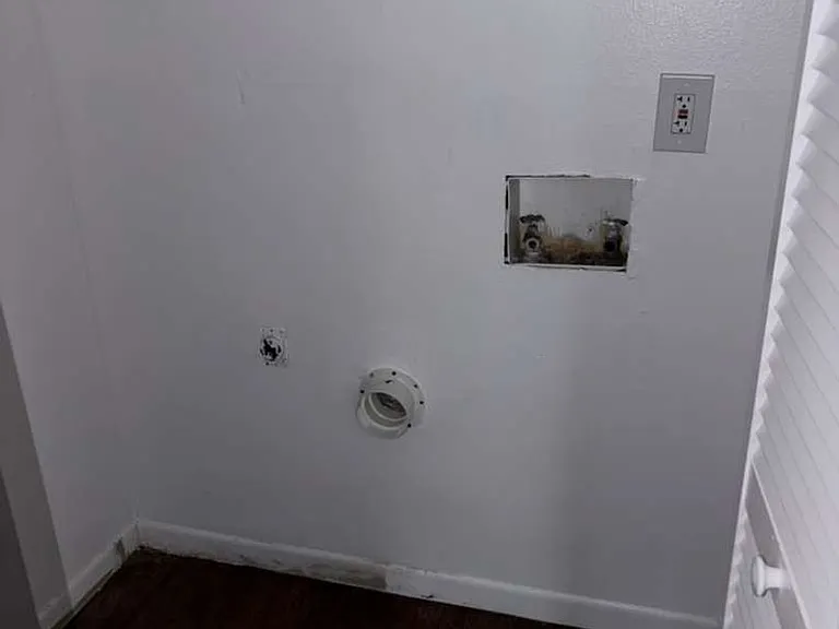 1206 E 99th Ave #B — Photo 5