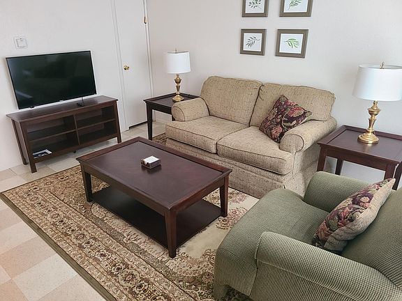 4th image of 10111 Golden Meadow Dr
