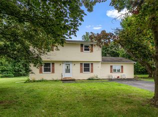 624 Boston Rd, Ontario, NY 14519