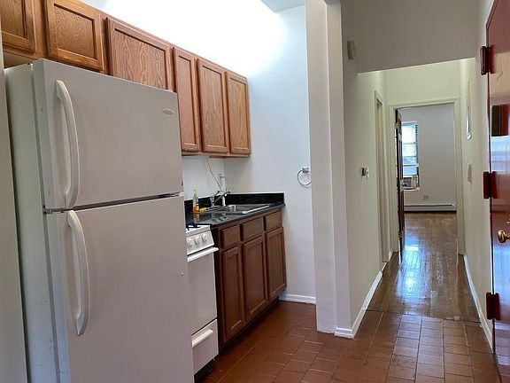 2nd image of 310 W 140th St APT 3
