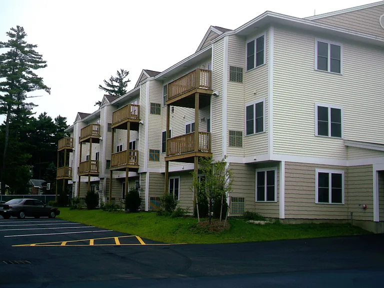 Dunns Bridge Apartments — Photo 4