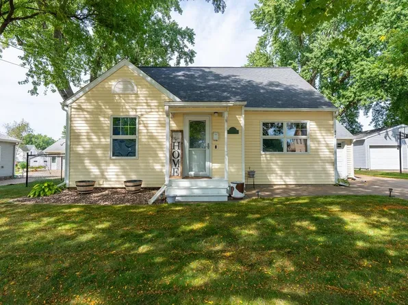 548 W Hudson St, Mondovi, WI 54755