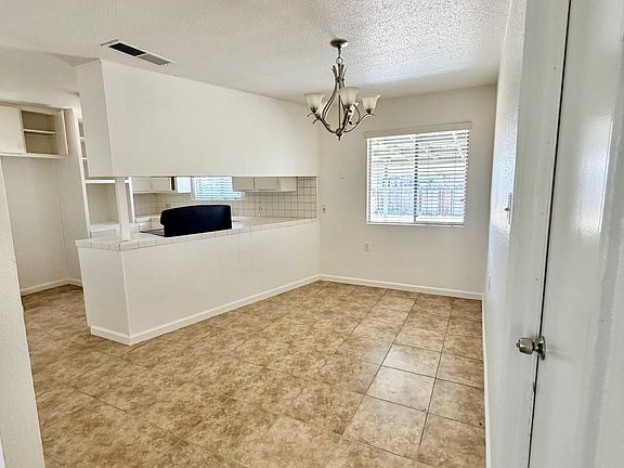 5th image of 11109 Kay Ln