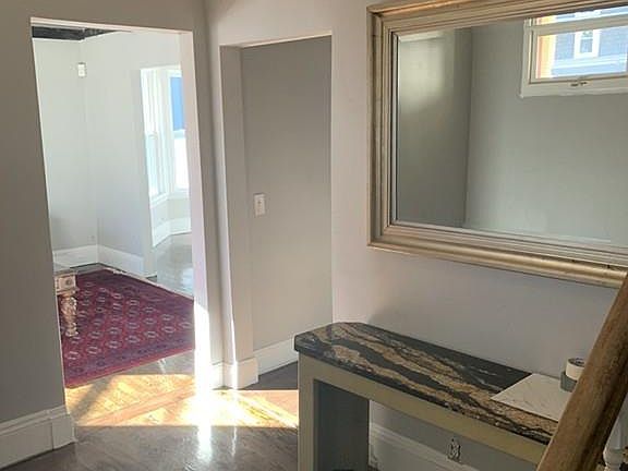 2nd image of 58 Bailey St