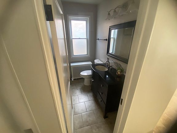 2nd image of 1842 Euclid Ave #2