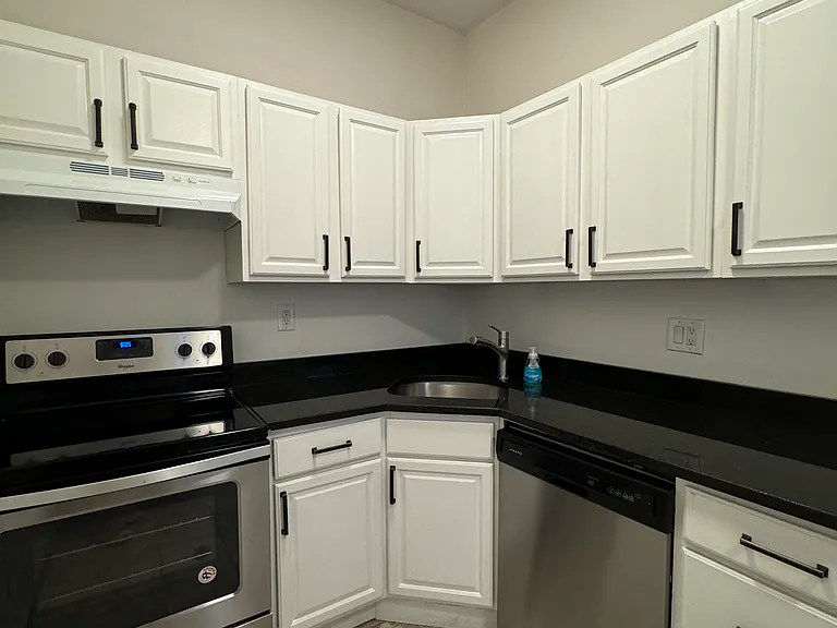 1020 Commonwealth Ave #101 — Photo 1