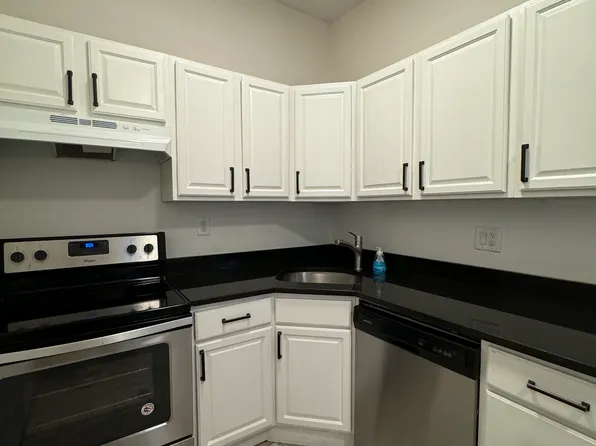 1020 Commonwealth Ave #101, Boston, MA 02215